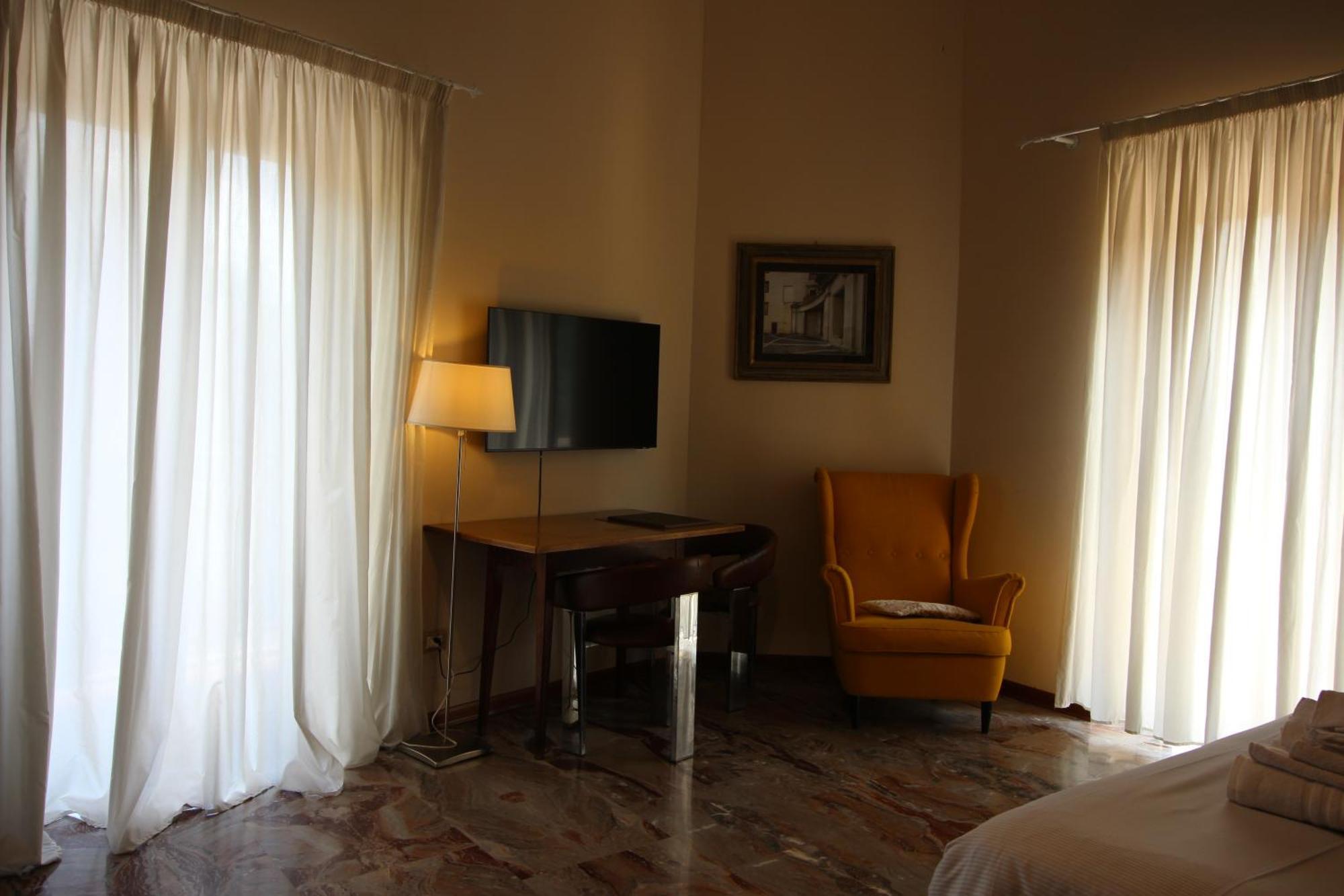 Le Stanze Dei Doria Hotel Valmontone Exterior photo